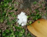 簡単!ピーマンとひき肉の甘辛卵とじ。作り方4写真