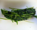 簡単さっぱり！モロヘイヤのぶっかけ丼作り方1写真