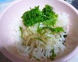夏にぴったり☆大根とわかめの青じそサラダ作り方3写真