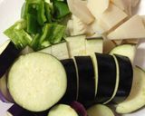 さば味噌煮缶と夏野菜炒め作り方1写真