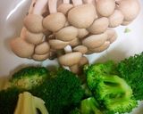 鶏肉のマヨみそ炒め☆作り方1写真