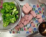 スパムとピーマンの味噌炒め作り方1写真