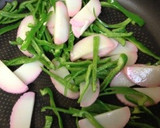 おつまみに！ピーマンと蒲鉾のごま油炒め作り方3写真