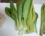 青梗菜とアスパラガスの鶏がらスープ炒め作り方1写真