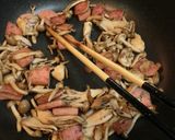 スパムとキノコのハーブソルト炒め作り方4写真