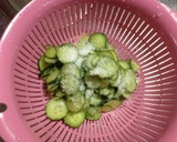 簡単さっぱり！きゅうりとワカメの酢の物作り方2写真