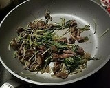 ◆時短＆簡単副菜♡水菜と砂ずりの炒め物◆作り方5写真