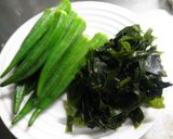 オクラとわかめ☆ごま油ポン酢和え作り方1写真