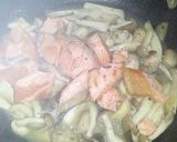 鮭とほうれん草のきのこクリームパスタ作り方15写真