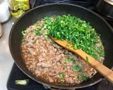 簡単!ニラ、ひき肉の美味しい丼!作り方3写真