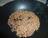 大豆で作られたお肉風ミンチと根菜の煮物作り方3写真