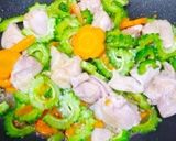 鶏肉とゴーヤの炒め煮♫作り方4写真