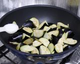 蒟蒻入り茄子の大蒜味煮・・・夏野菜料理作り方4写真