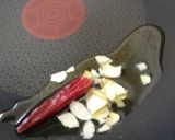 パプリカとスモークハムのペペロンチーノ作り方1写真