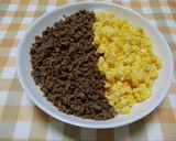 ★簡単！合挽肉と卵の＊そぼろ丼＊です。♪作り方9写真