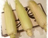 甘〜いコーンは皮ごとレンジで材料いらず♡作り方1写真