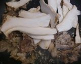 エリンギと豚肉と塩コショウだけで美味！作り方3写真