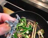 ピーマンとキノコの塩昆布炒め作り方2写真