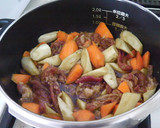 ゴボウと牛肉のほんのり味噌仕立ての旨煮♬作り方3写真