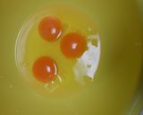 フライパンで枝豆入り卵焼き・トマト添え作り方3写真