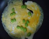 フライパンで枝豆入り卵焼き・トマト添え作り方5写真