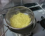 ラ王の袋麺（塩味）で冷やし塩トマト和え麺作り方7写真