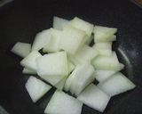 栄養士仕込みの簡単☆冬瓜のカレー炒め♡作り方2写真
