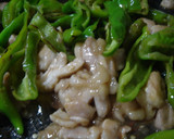万願寺とうがらしと鶏肉の炒め物作り方5写真