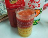 簡単カクテル気分♪トマトオレンジジュース作り方3写真