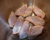 博多華味鳥の手羽先deキノコカレー作り方1写真