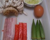 イクラとしめじの炒めご飯・バター醤油味作り方1写真
