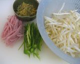 カレールウを使って…華麗なるもやし炒め☆作り方1写真