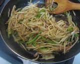 カレールウを使って…華麗なるもやし炒め☆作り方3写真