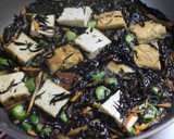 梅風味！オクラ厚揚げ夏のひじき煮物作り方3写真