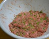 豚ひき肉とセロリの焼きソーセージ風作り方3写真