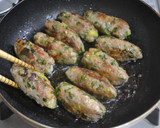 豚ひき肉とセロリの焼きソーセージ風作り方8写真
