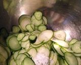 たこ、きゅうり、おくらの酢の物作り方1写真