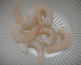 冷凍エビとほうれん草のスープ♡作り方1写真