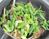 スパイシーラムチョップの九条ネギ蒸し焼き作り方3写真