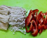 豚薄切り肉＋塩麹でさつま芋エノキ昆布煮物作り方3写真