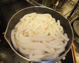 【簡単】大阪のお昼の肉うどん（卵入り）作り方5写真