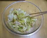 レタスとごま油のサラダ作り方4写真
