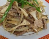 美味！牛肉とじゃがいものオイスター炒め作り方3写真