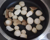 簡単！ホタテ風エリンギと豆腐の塩あん炒め作り方2写真