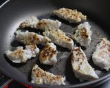 鶏ミンチ+塩麹deじゃが芋と厚揚げの煮物作り方3写真