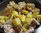 鶏ミンチ+塩麹deじゃが芋と厚揚げの煮物作り方4写真