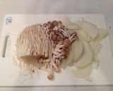 ストウブで秋鮭とキノコのバター醤油作り方1写真
