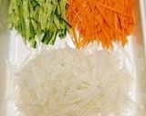 刻んで三色!大根人参きゅうりの酢醤油漬け作り方1写真