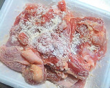 フライパンひとつ鶏肉ときのこのクリーム煮作り方1写真