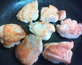 フライパンひとつ鶏肉ときのこのクリーム煮作り方3写真